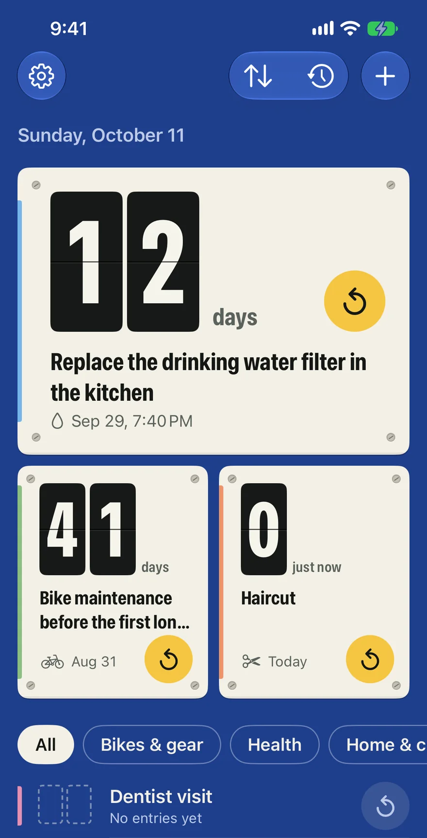 Oncelet on an iPhone: three pinned plates showing 12 days, 41 days and 0, category filters and the list below